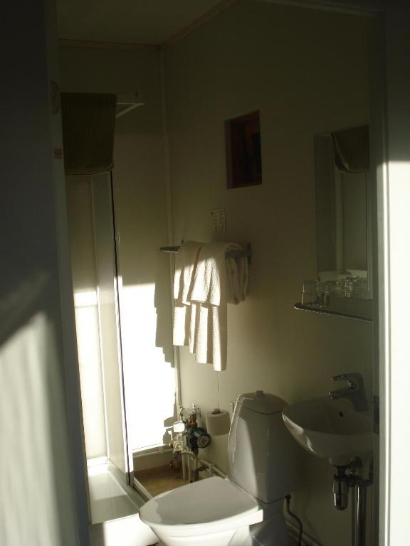 Guesthouse Petursborg アークレイリ 部屋 写真