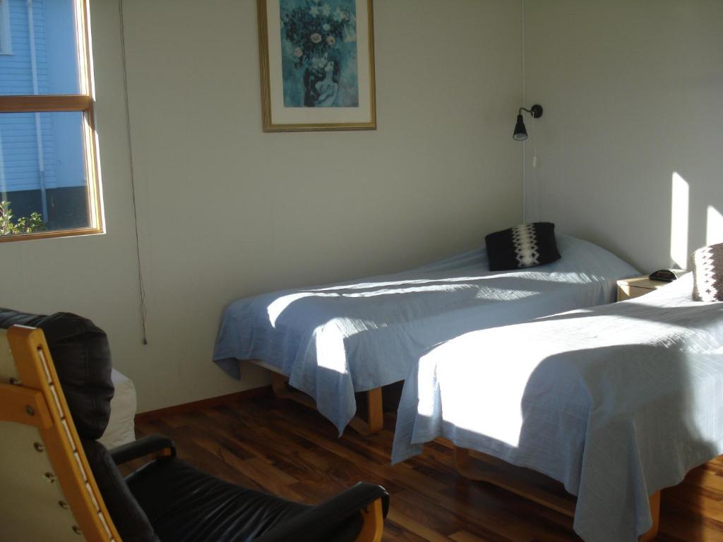 Guesthouse Petursborg アークレイリ 部屋 写真